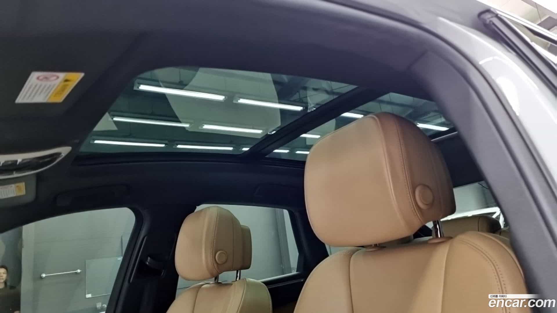 Macan Porsche 2018.6-OPTION-020