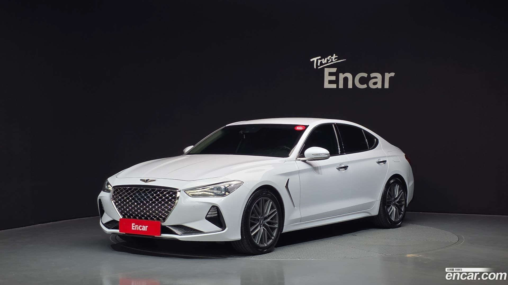 Main__Slider__Photo:G70 Genesis 2017.8-0