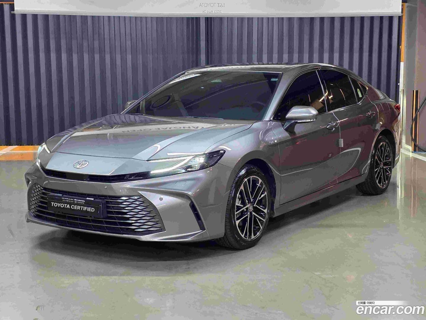 Main__Slider__Photo:Camry Toyota 2025.0-0