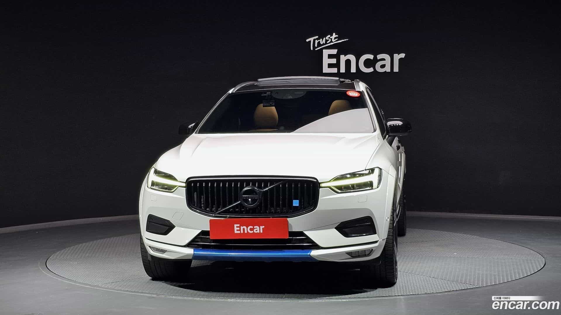 XC60 Volvo 2017.9-OUTER-003
