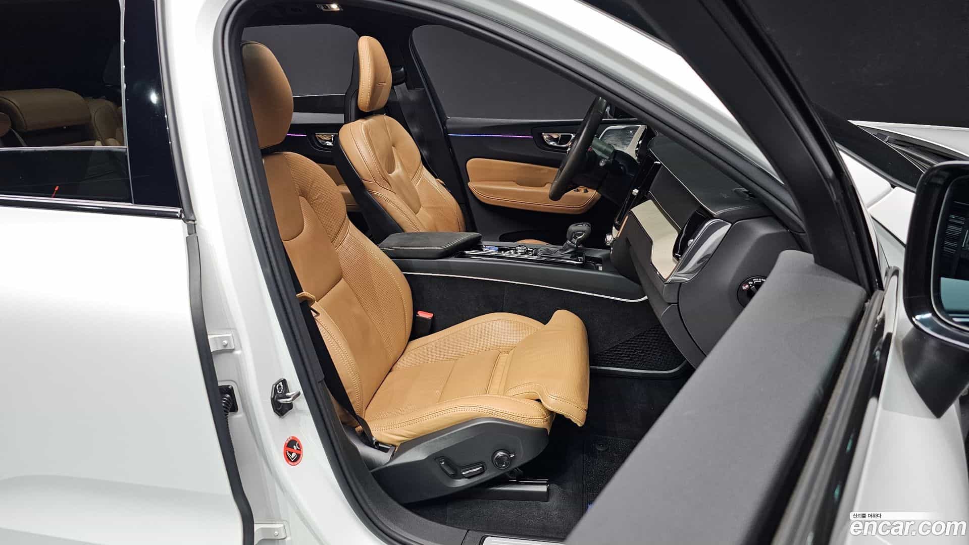 XC60 Volvo 2017.9-INNER-010