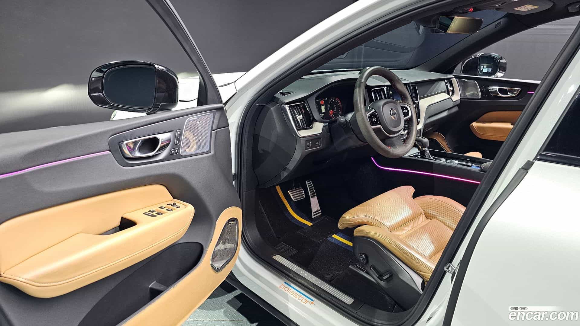 XC60 Volvo 2017.9-OPTION-016