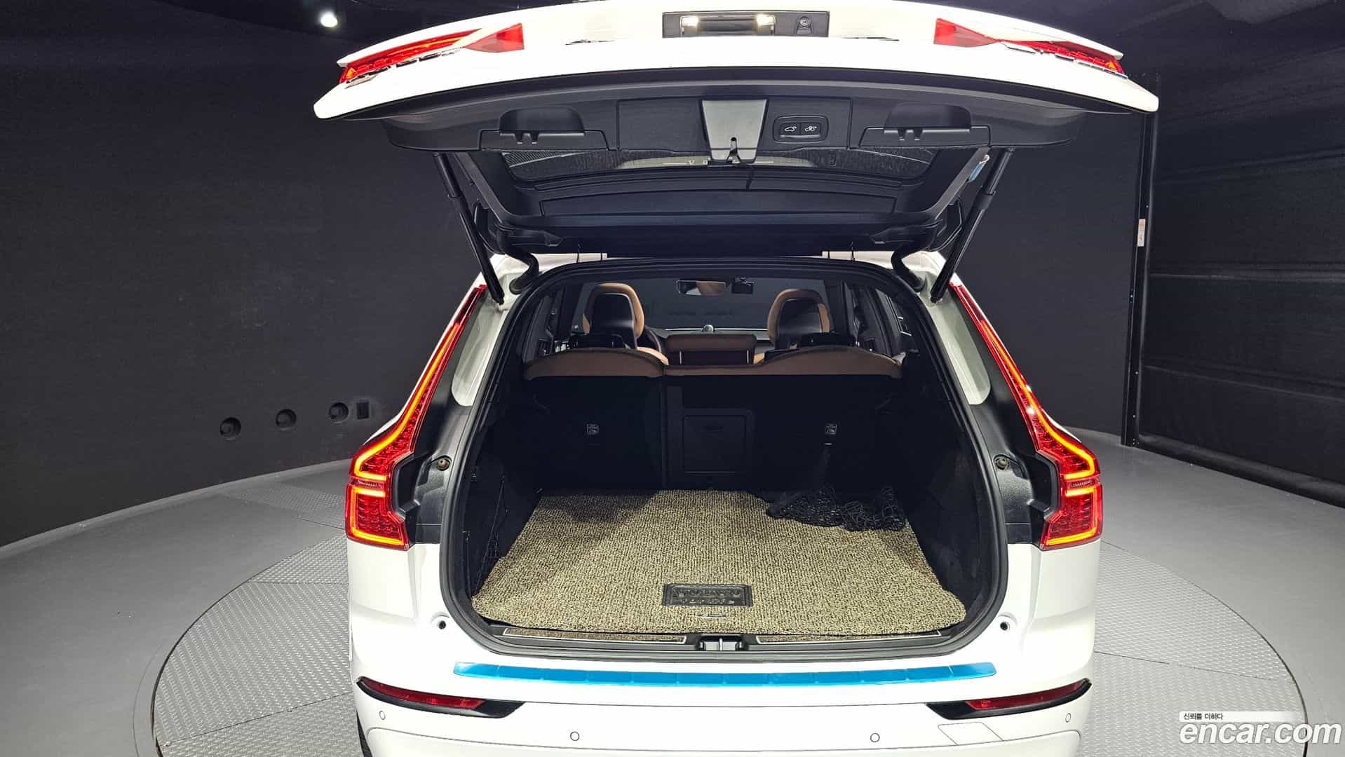 XC60 Volvo 2017.9-OPTION-024