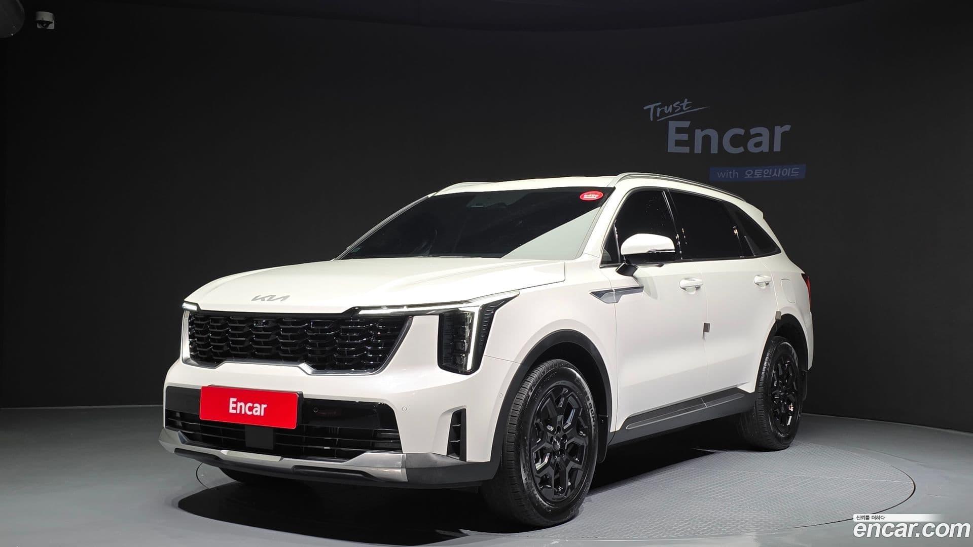 Main__Slider__Photo:Sorento Kia 2023.8-0