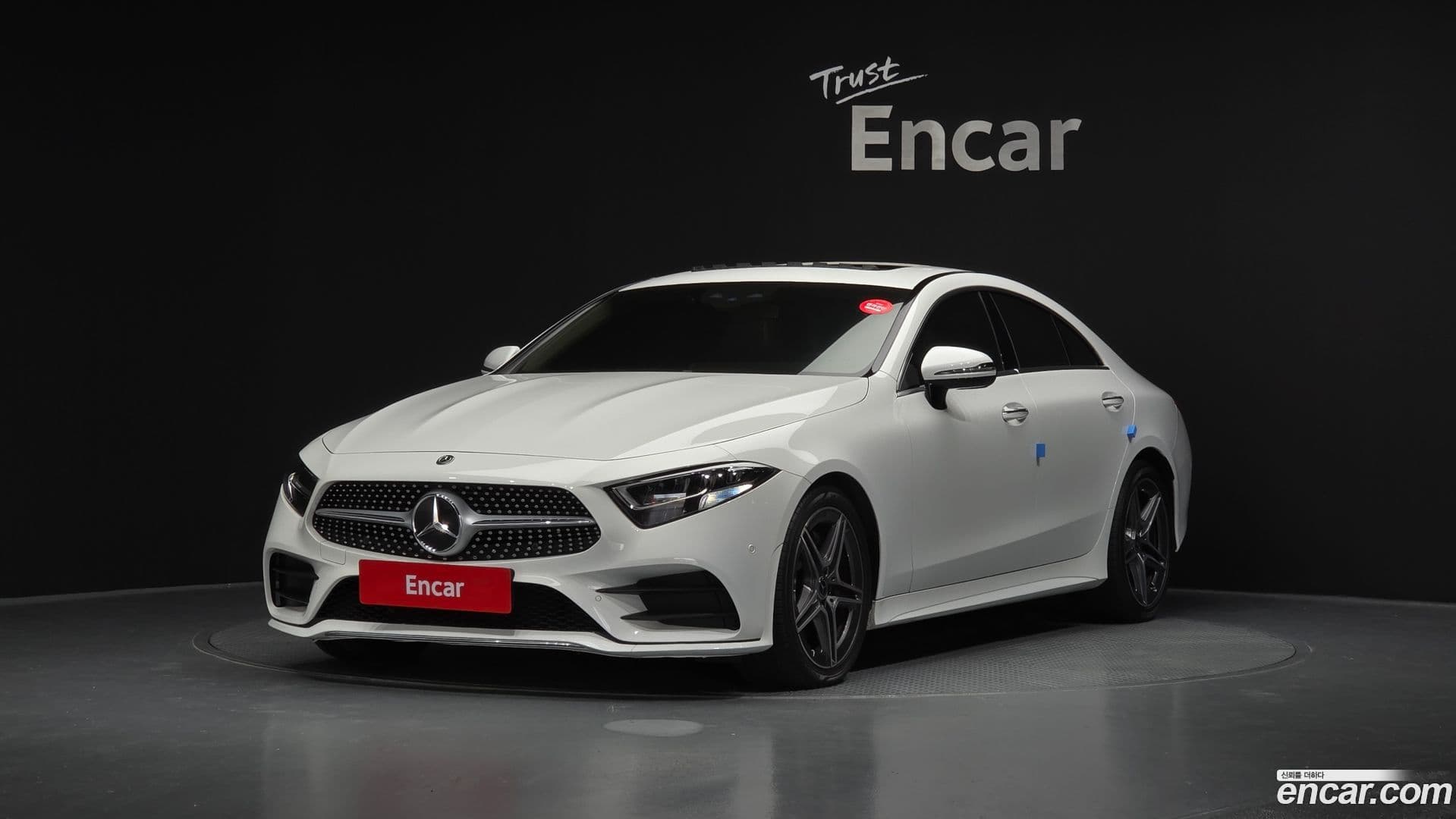 Main__Slider__Photo:CLS-Class Mercedes-Benz 2020.4-0