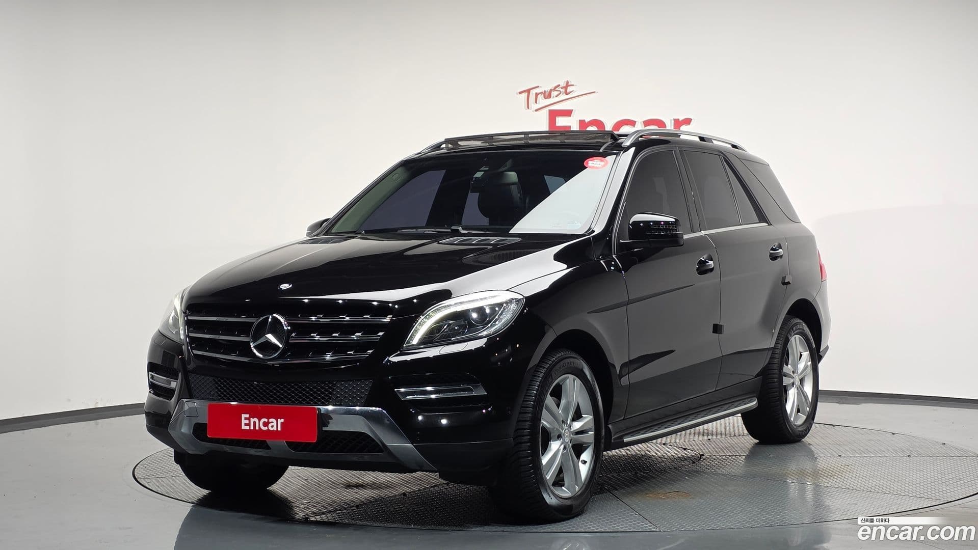 Main__Slider__Photo:M-class Mercedes-Benz 2014.5-0