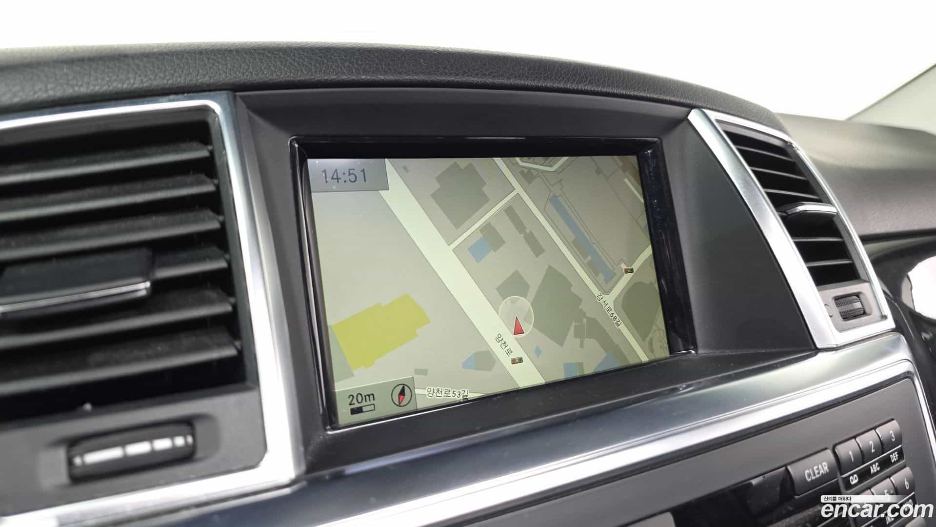 M-class Mercedes-Benz 2014.5-OPTION-018