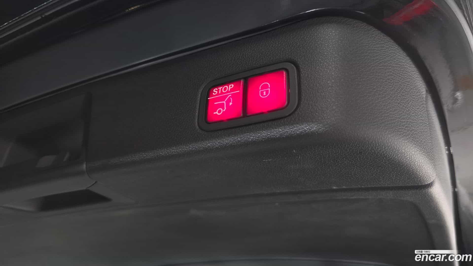 M-class Mercedes-Benz 2014.5-OPTION-024