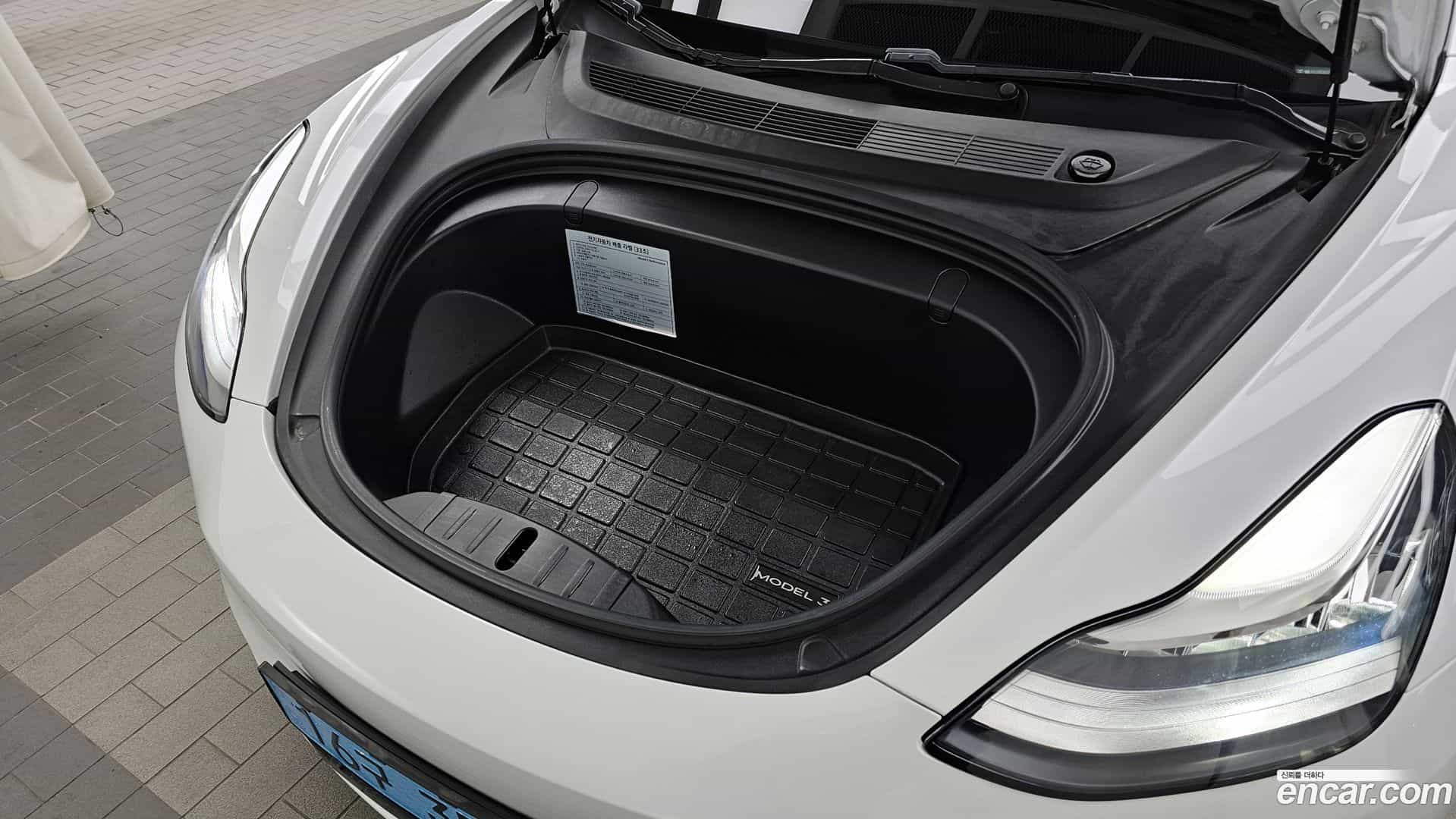 Model 3 Tesla 2019.10-INNER-6