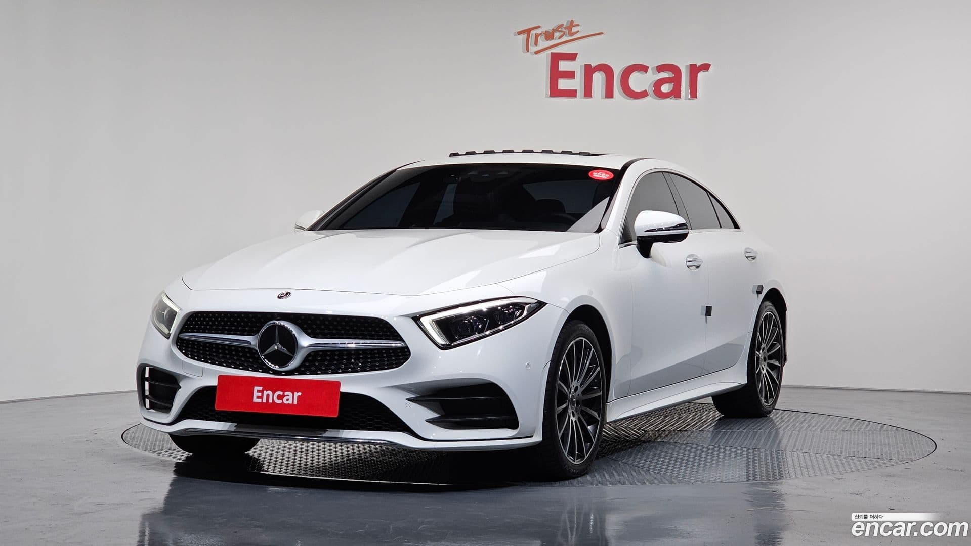Main__Slider__Photo:CLS-Class Mercedes-Benz 2020.4-0