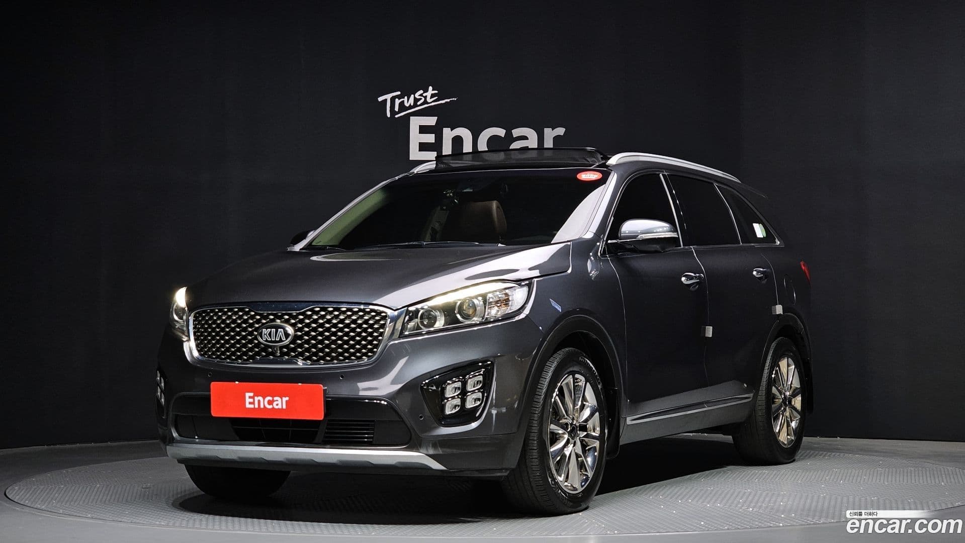 Main__Slider__Photo:Sorento Kia 2015.10-0