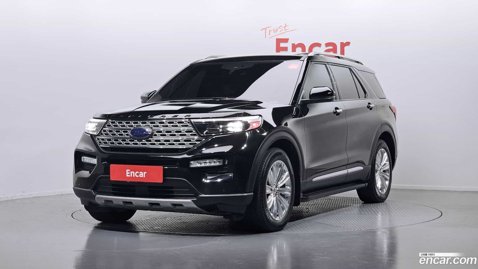 Explorer Ford 2021.11-OUTER-001