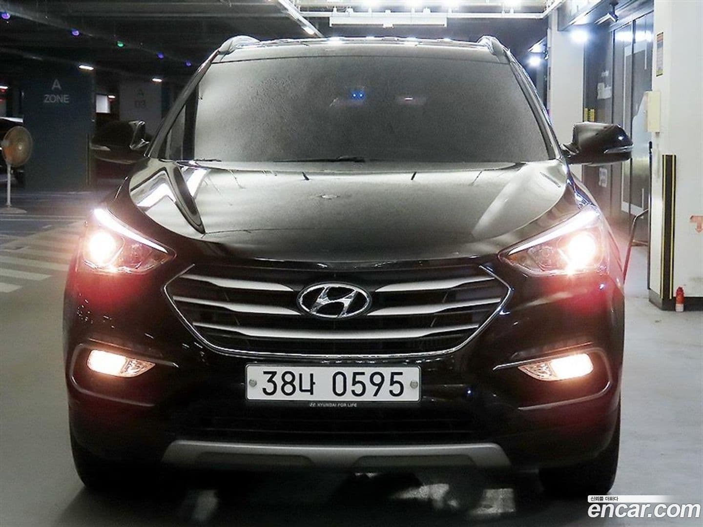 Main__Slider__Photo:Santafe Hyundai 2015.7-0