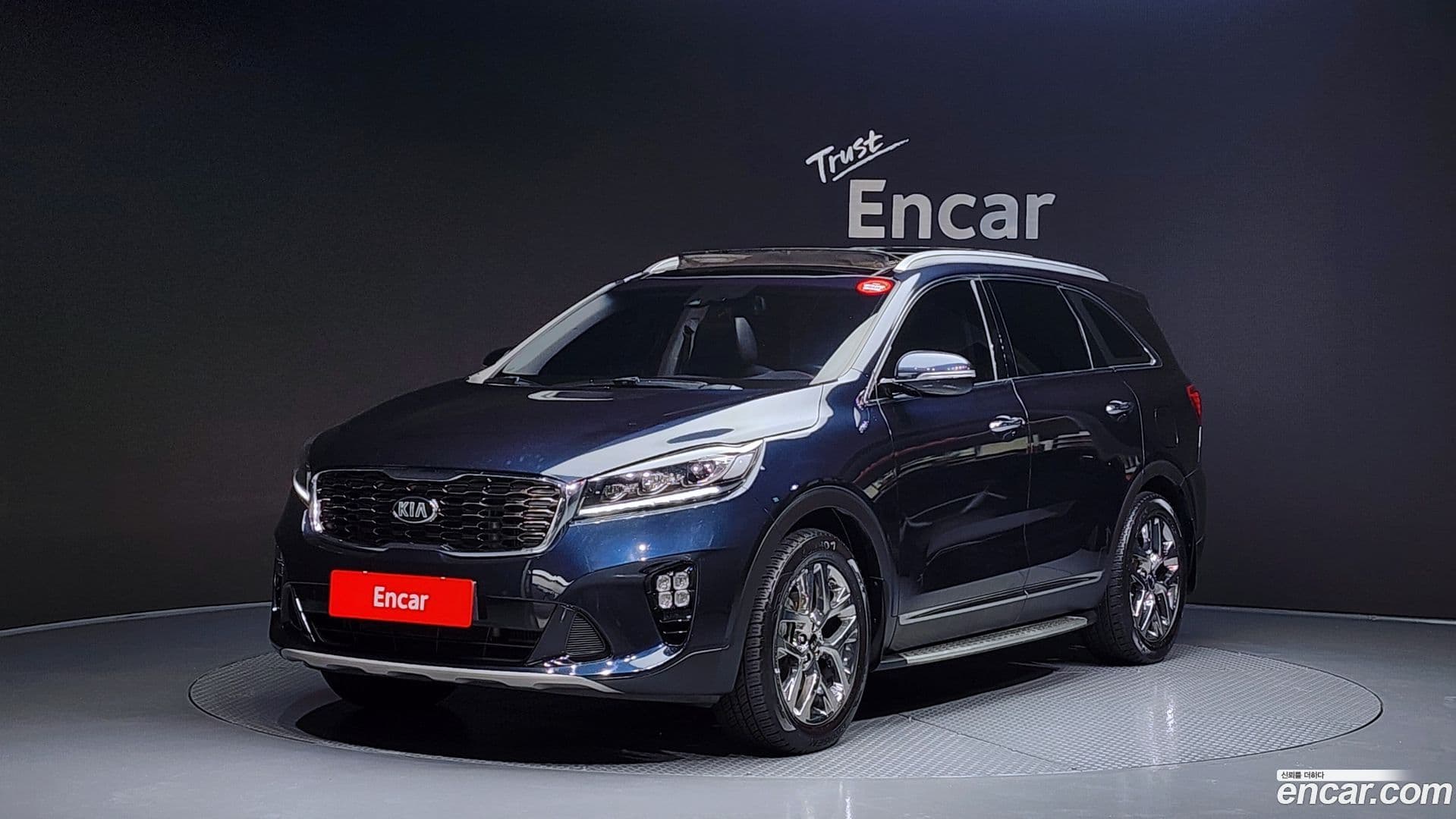 Main__Slider__Photo:Sorento Kia 2019.8-0