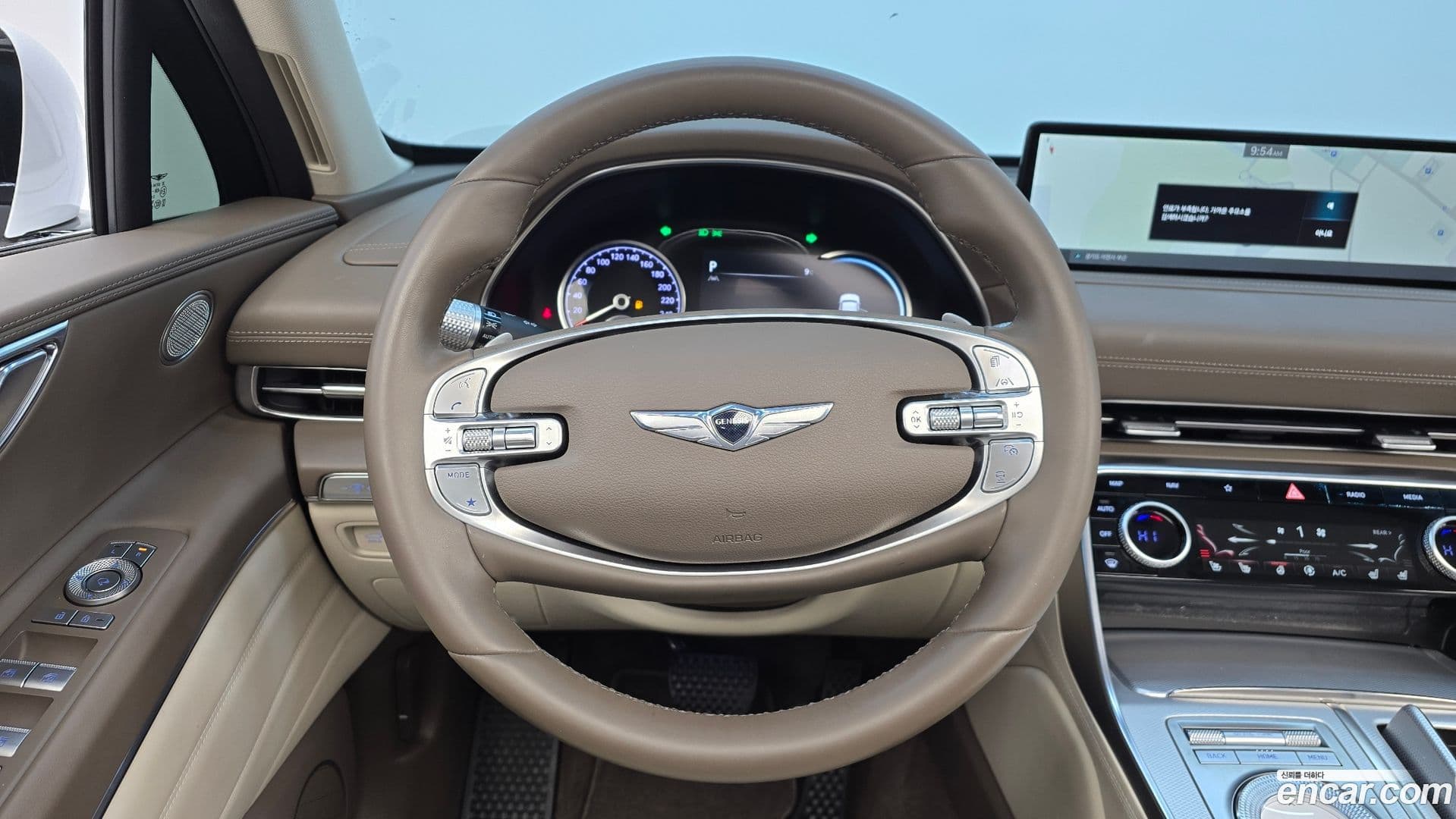 Main__Slider__Photo:GV80 Genesis 2022.3-12