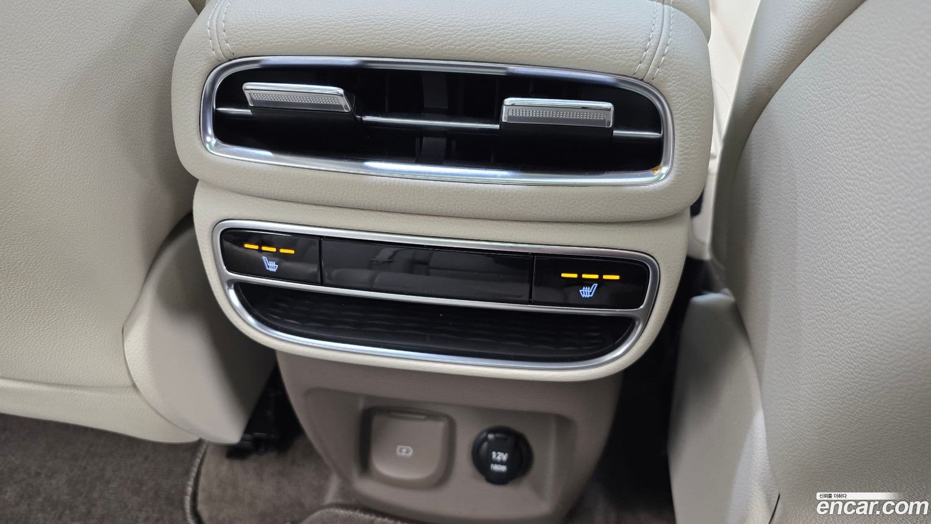 Main__Slider__Photo:GV80 Genesis 2022.3-17