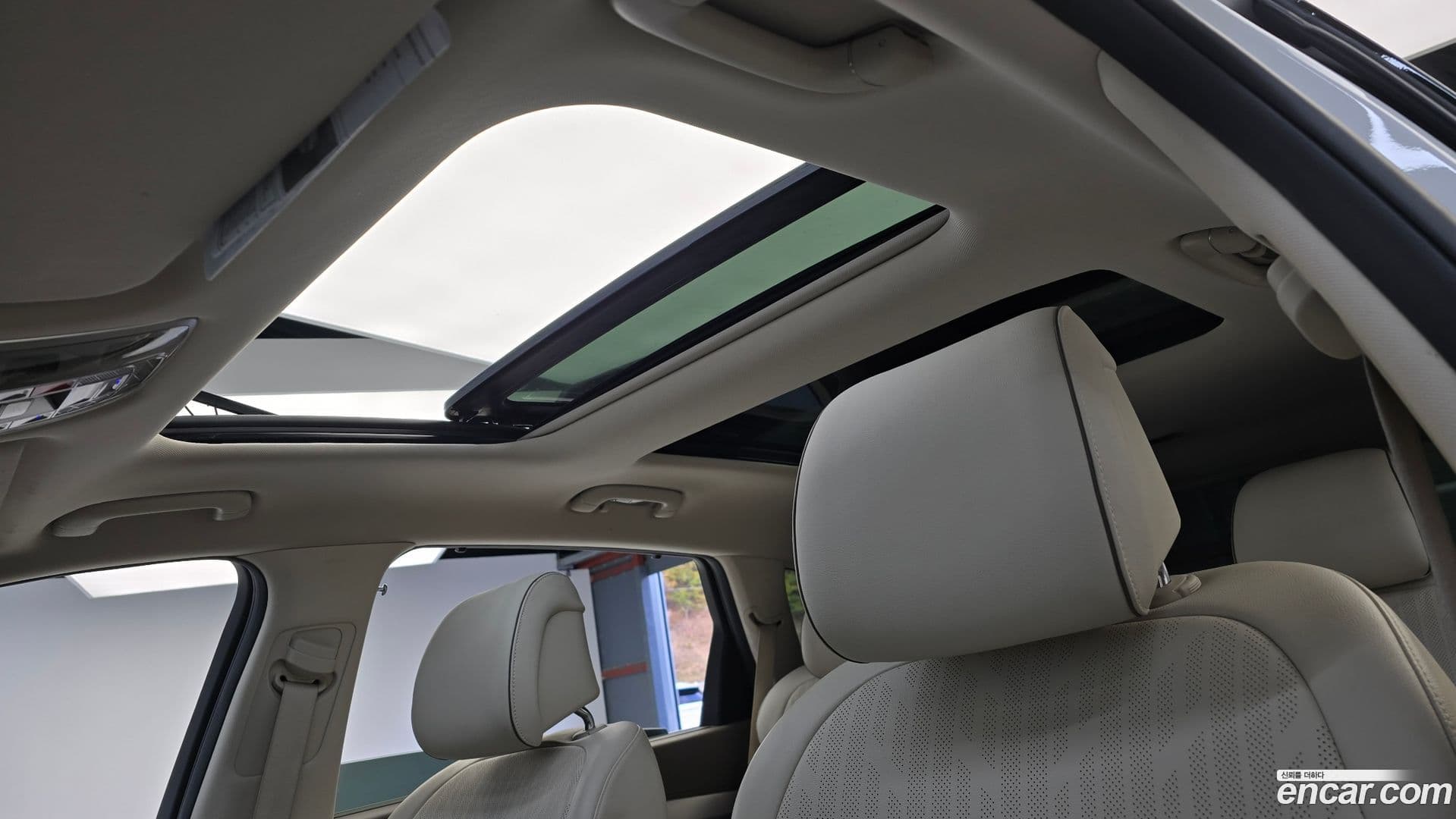 Main__Slider__Photo:GV80 Genesis 2022.3-18