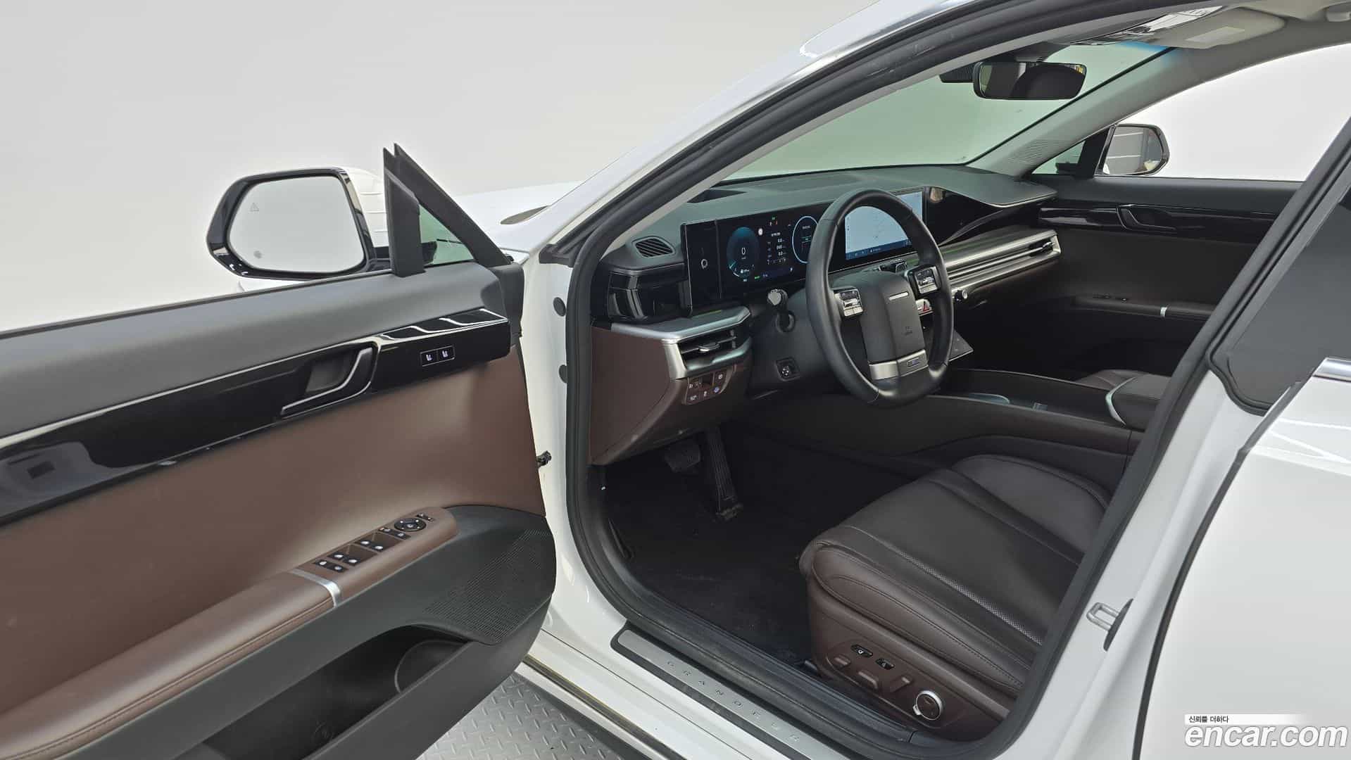 Grandeur Hyundai 2023.6-INNER-010