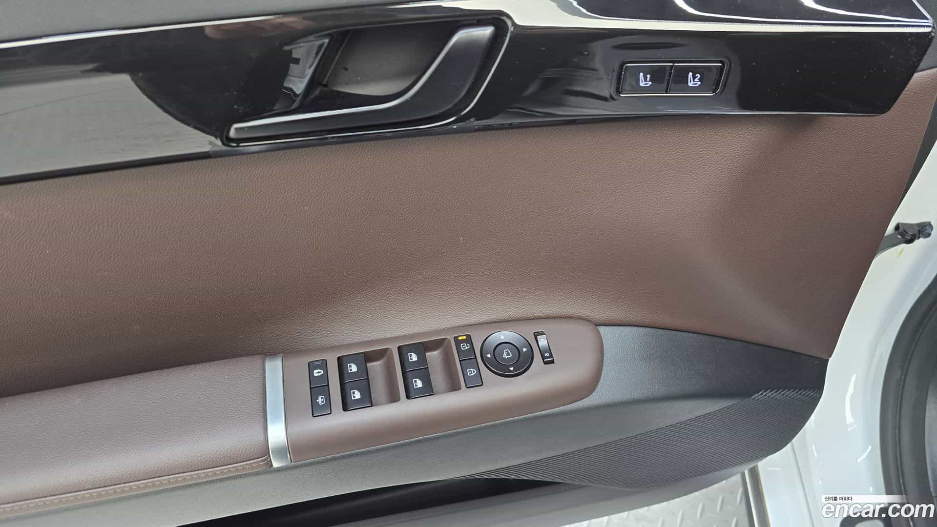 Grandeur Hyundai 2023.6-OPTION-022