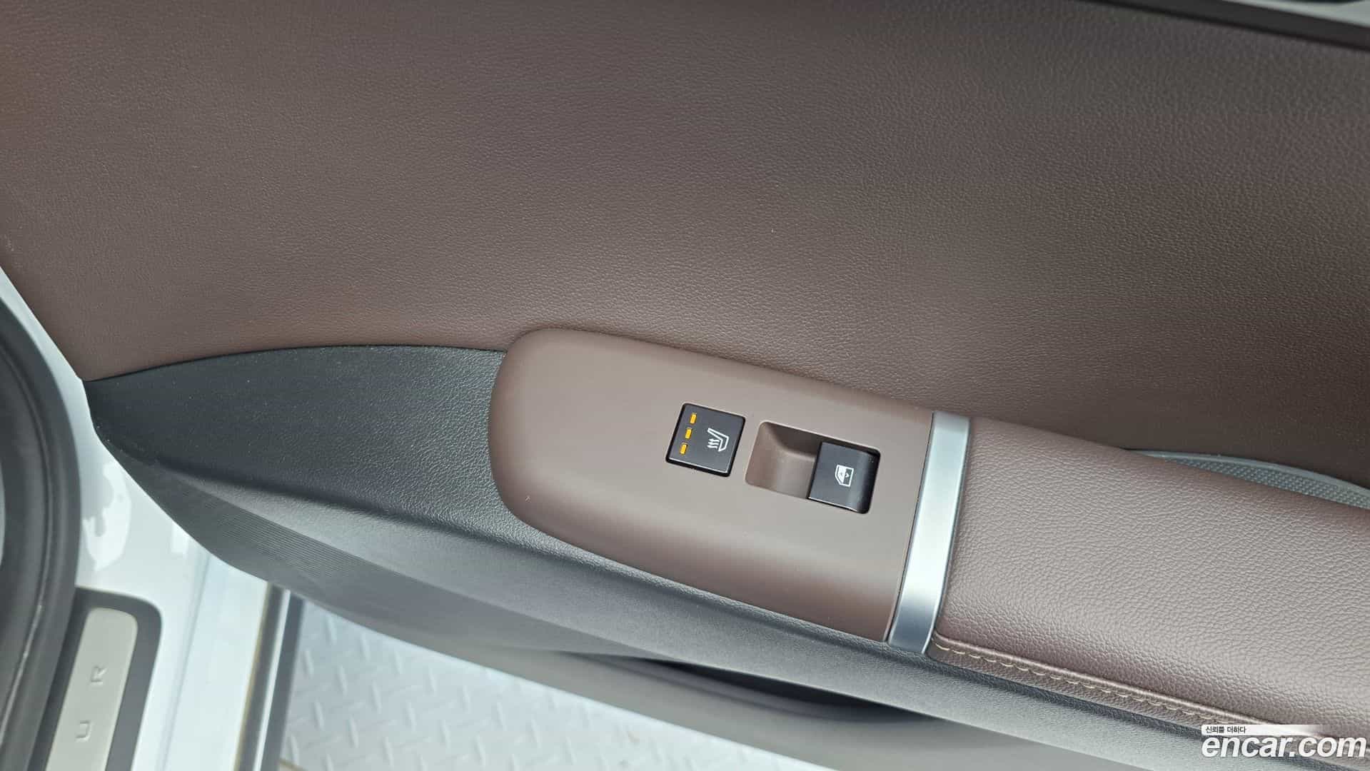 Grandeur Hyundai 2023.6-OPTION-023