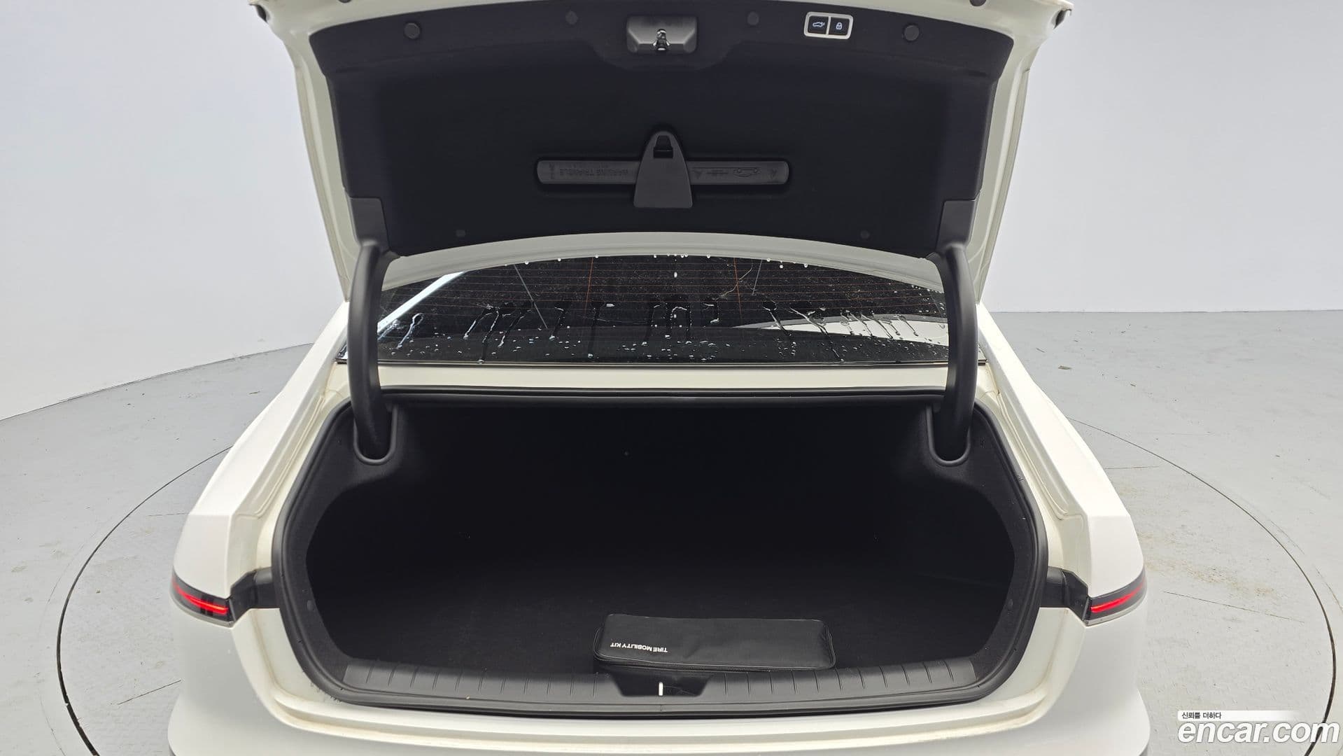 Main__Slider__Photo:Grandeur Hyundai 2023.6-19