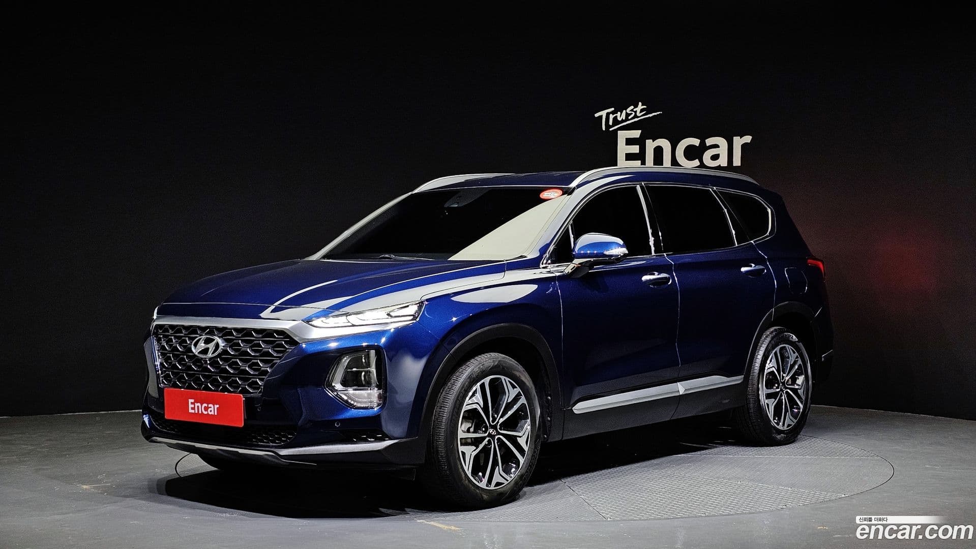Main__Slider__Photo:Santafe Hyundai 2019.5-0