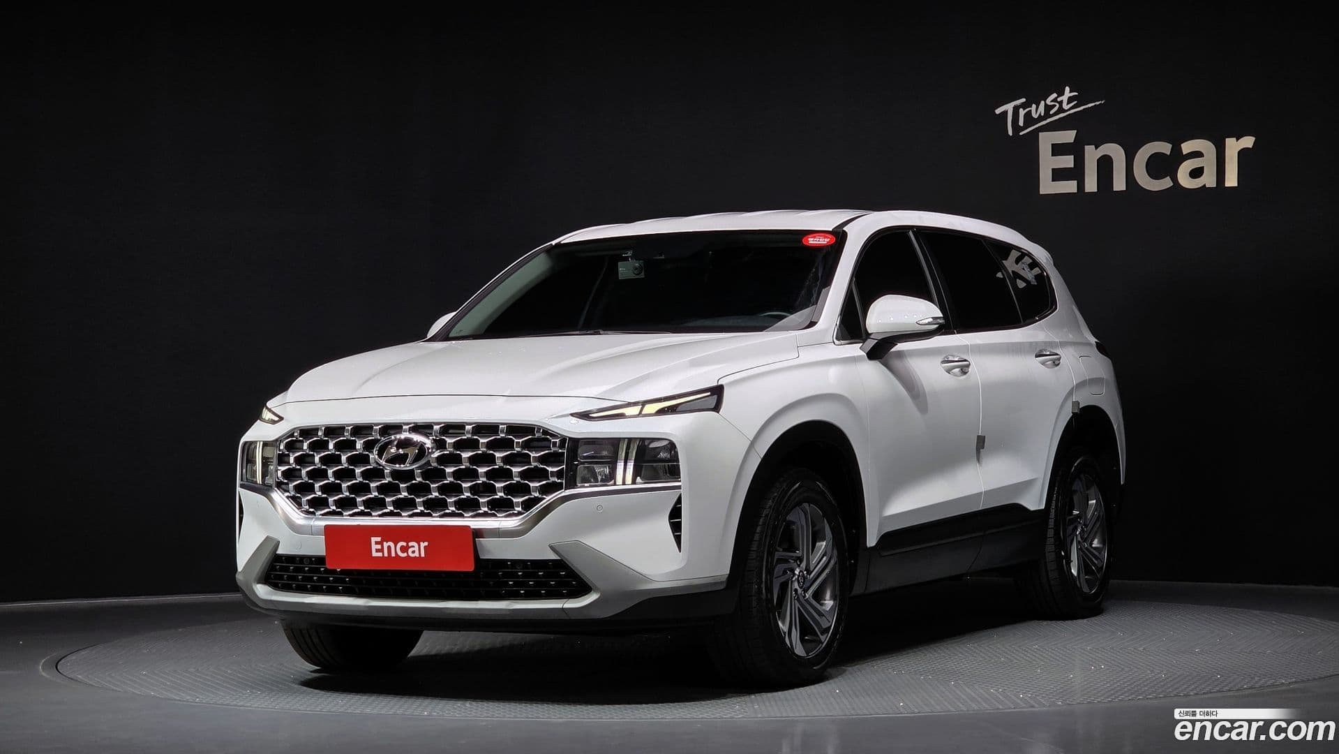 Main__Slider__Photo:Santafe Hyundai 2020.11-0