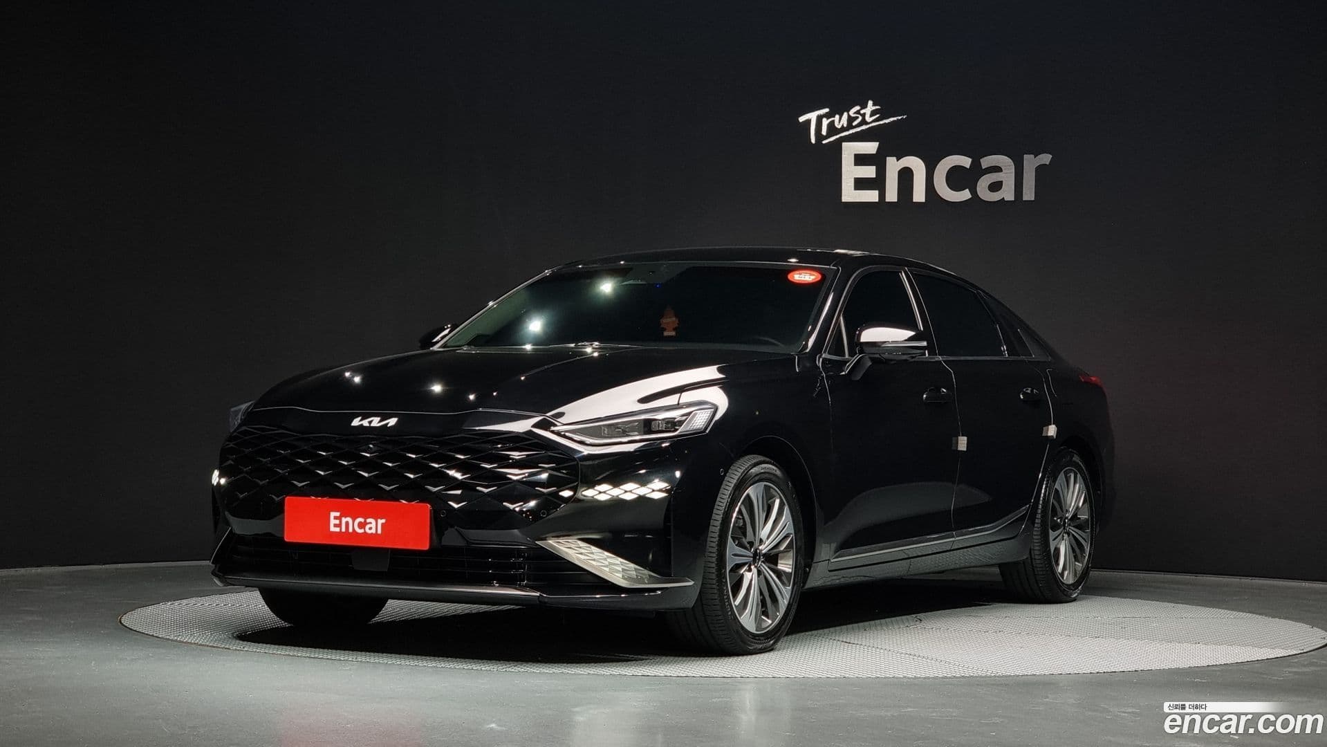 Main__Slider__Photo:K8 Kia 2021.9-0
