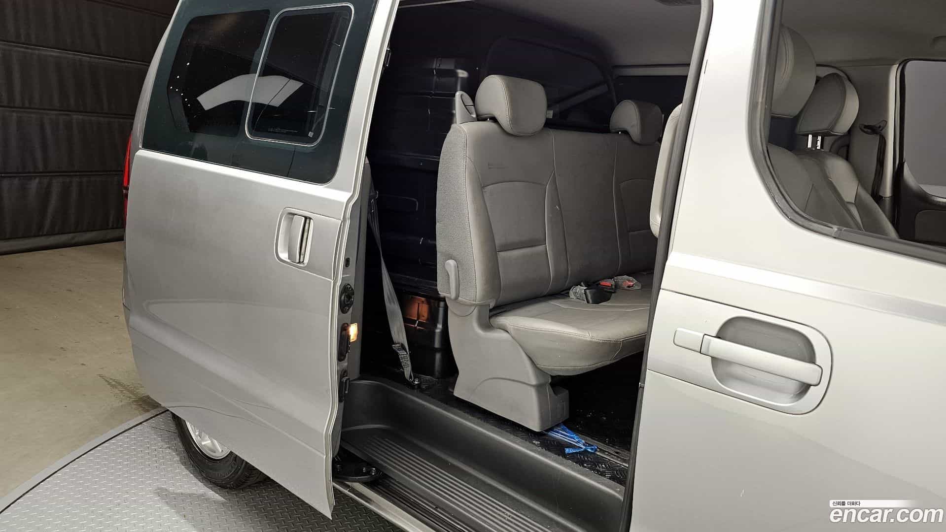 Starex Hyundai 2019.11-OPTION-016