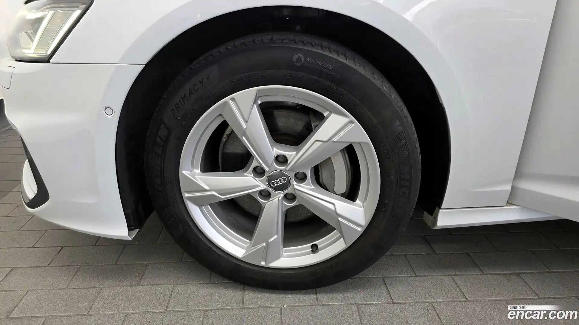 A6 Audi 2020.10-OUTER-005