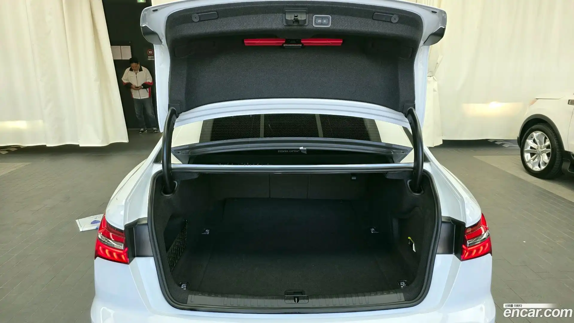 A6 Audi 2020.10-OPTION-024
