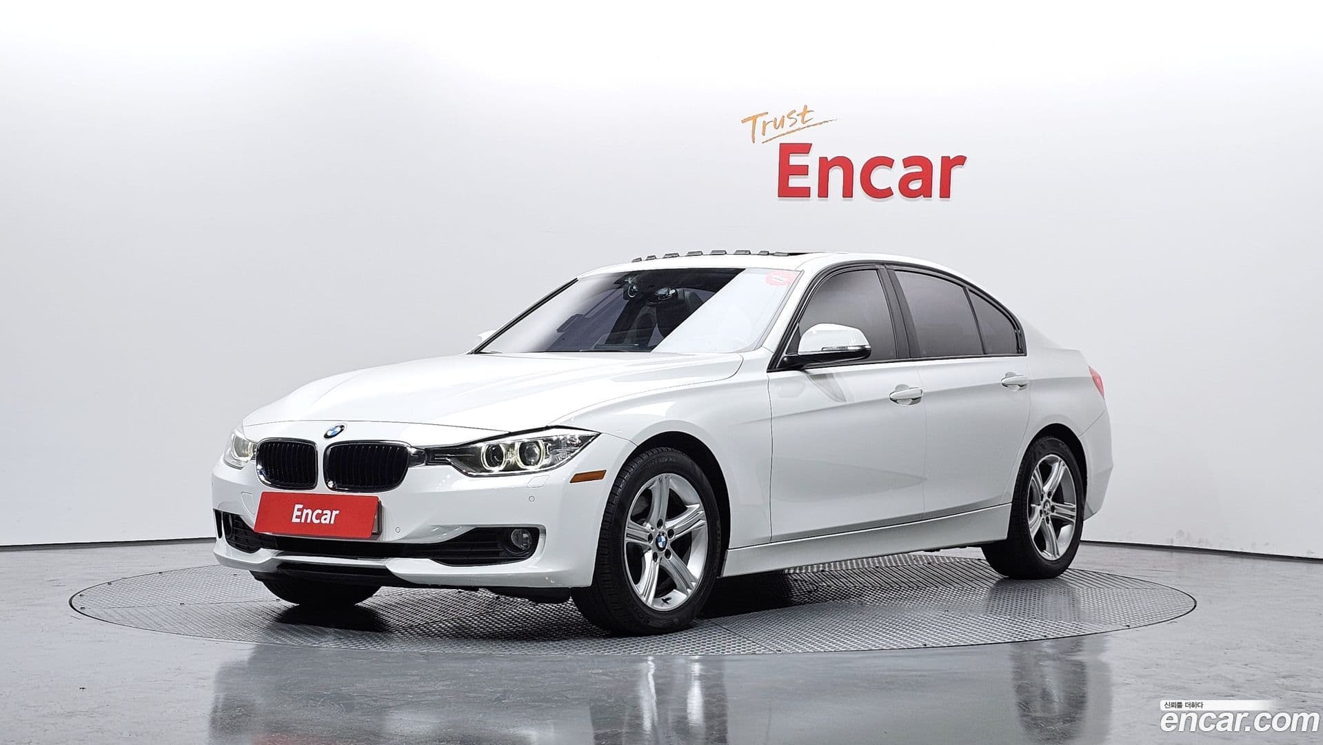 Main__Slider__Photo:3-Series BMW 2013.2-0