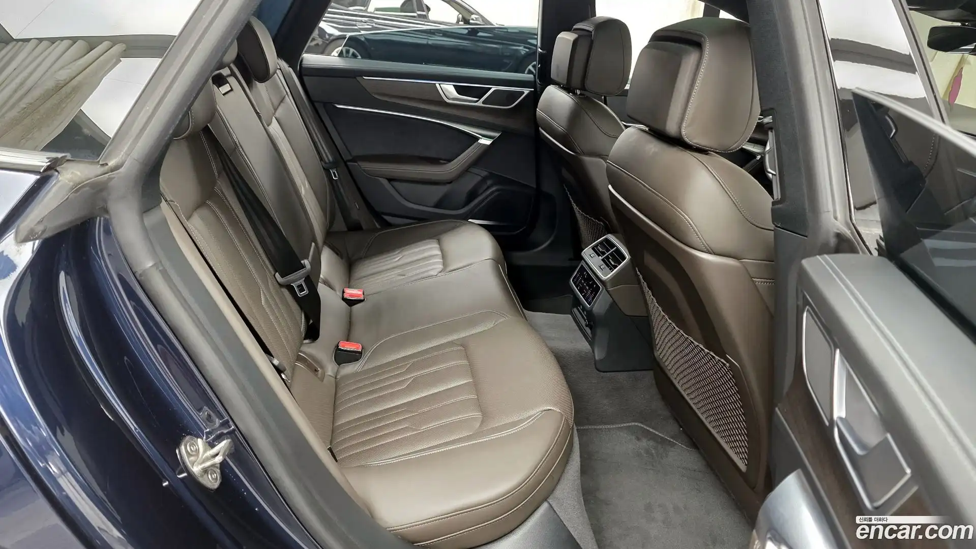 A7 Audi 2023.11-OPTION-016