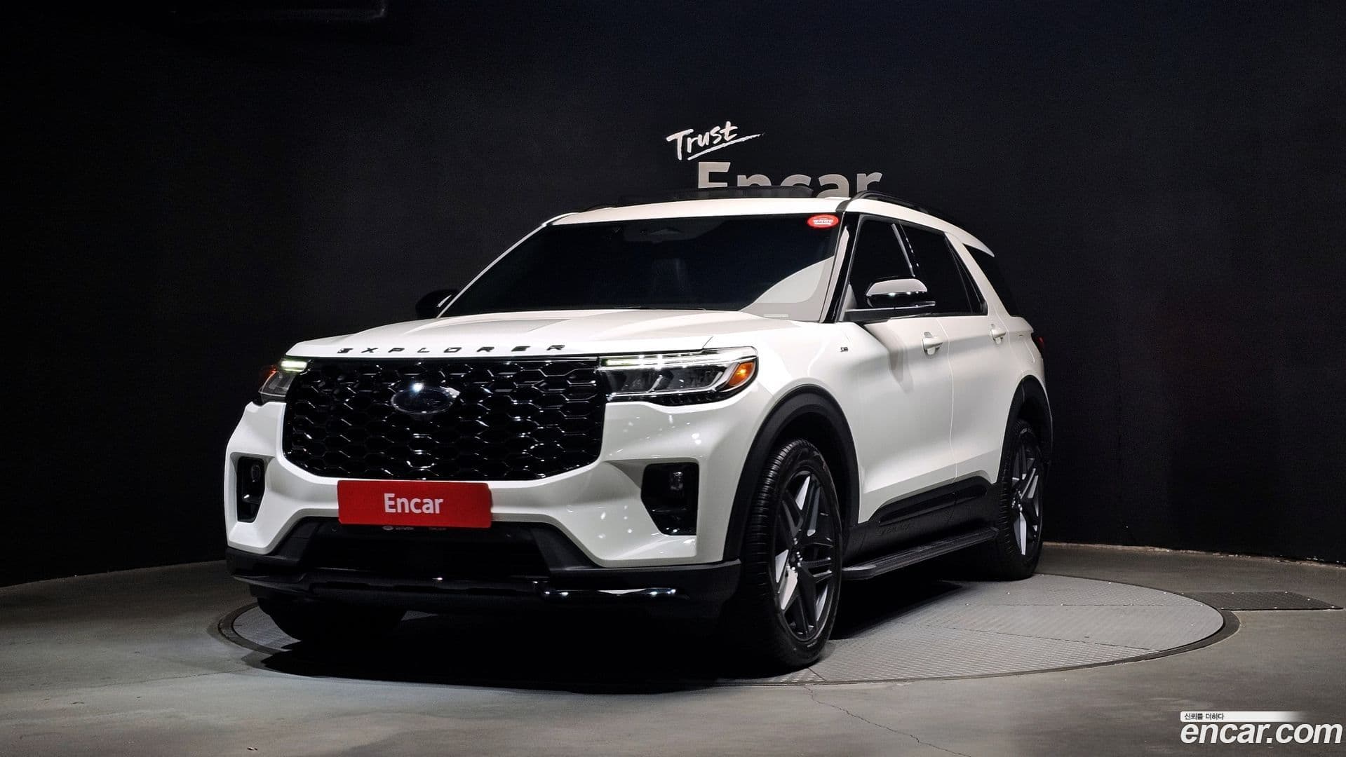 Main__Slider__Photo:Explorer Ford 2025.2-0