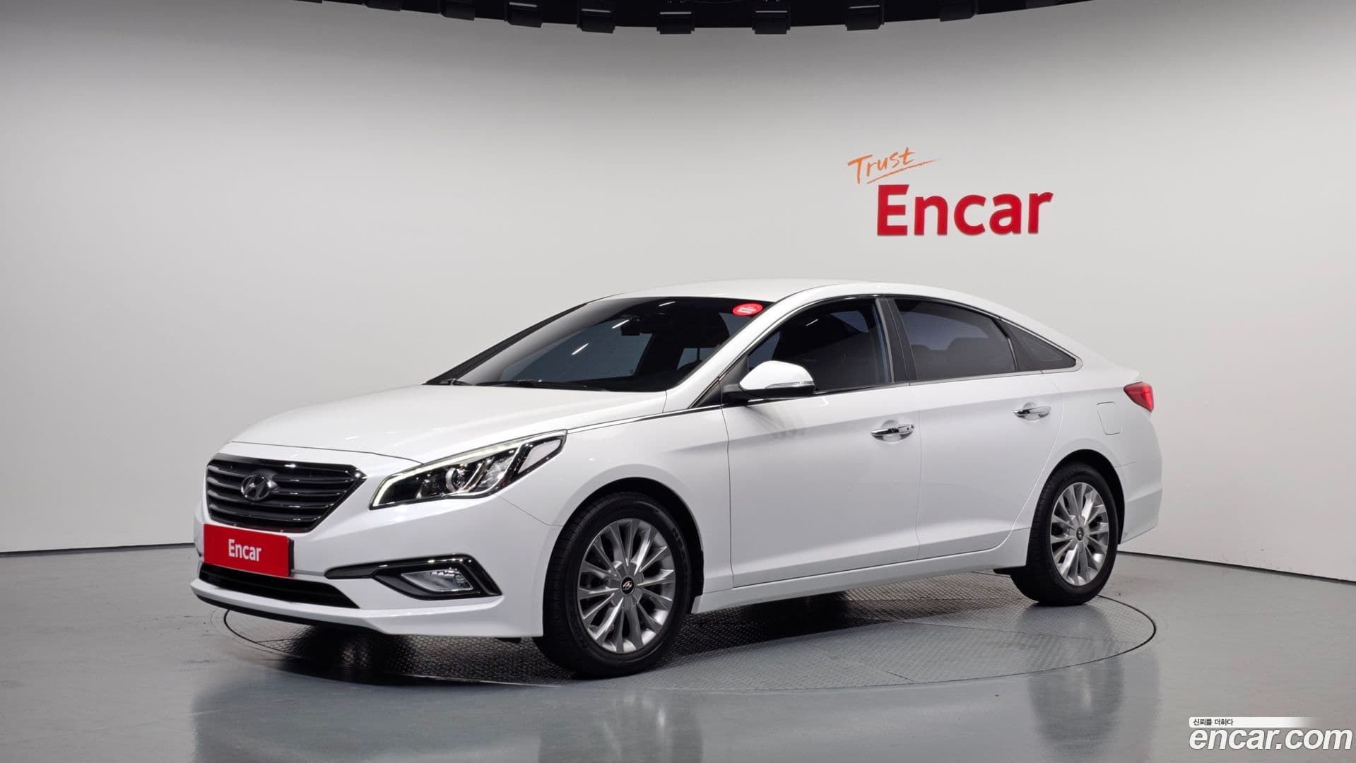 Main__Slider__Photo:Sonata Hyundai 2017.0-0
