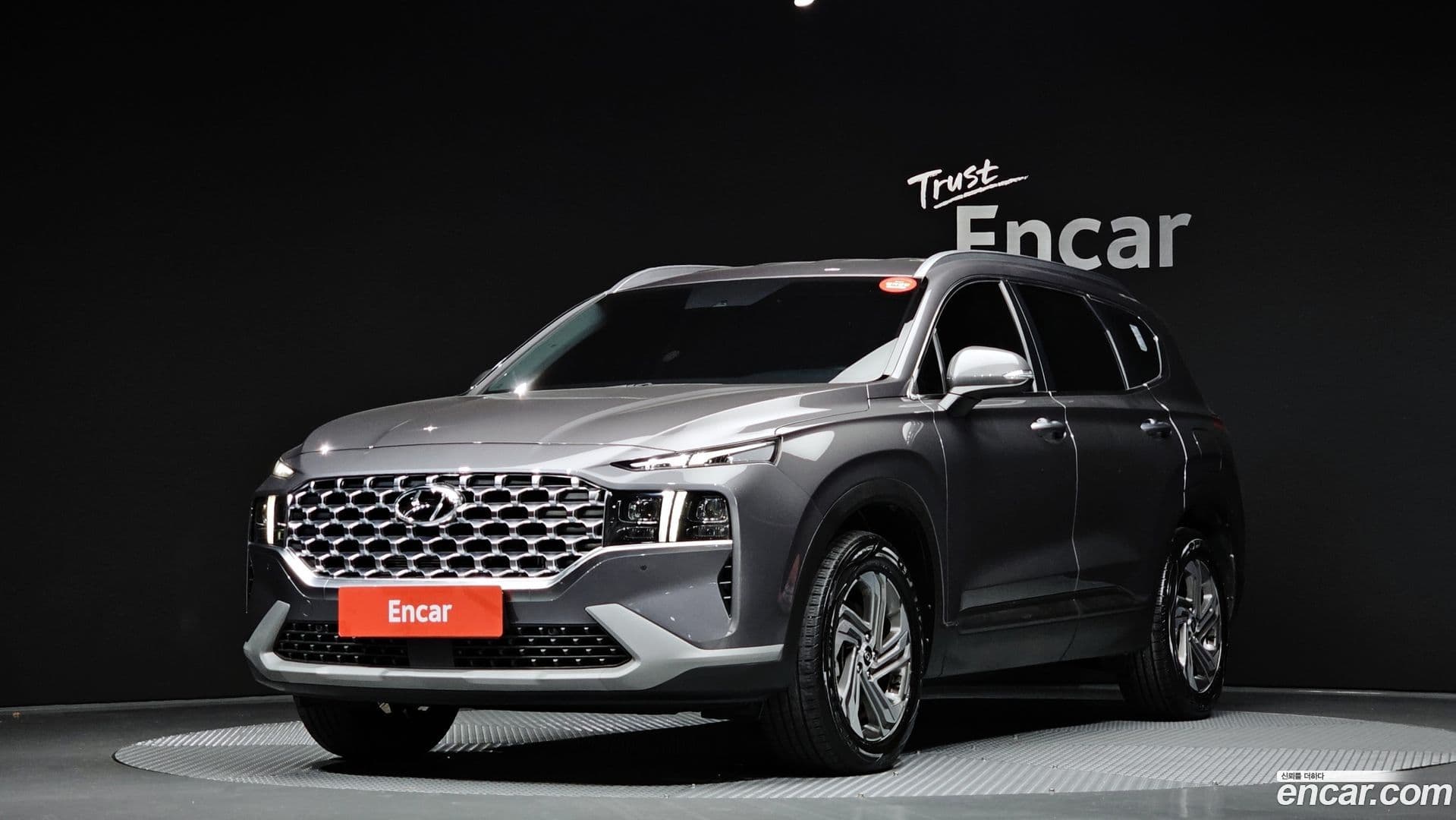 Main__Slider__Photo:Santafe Hyundai 2020.11-0