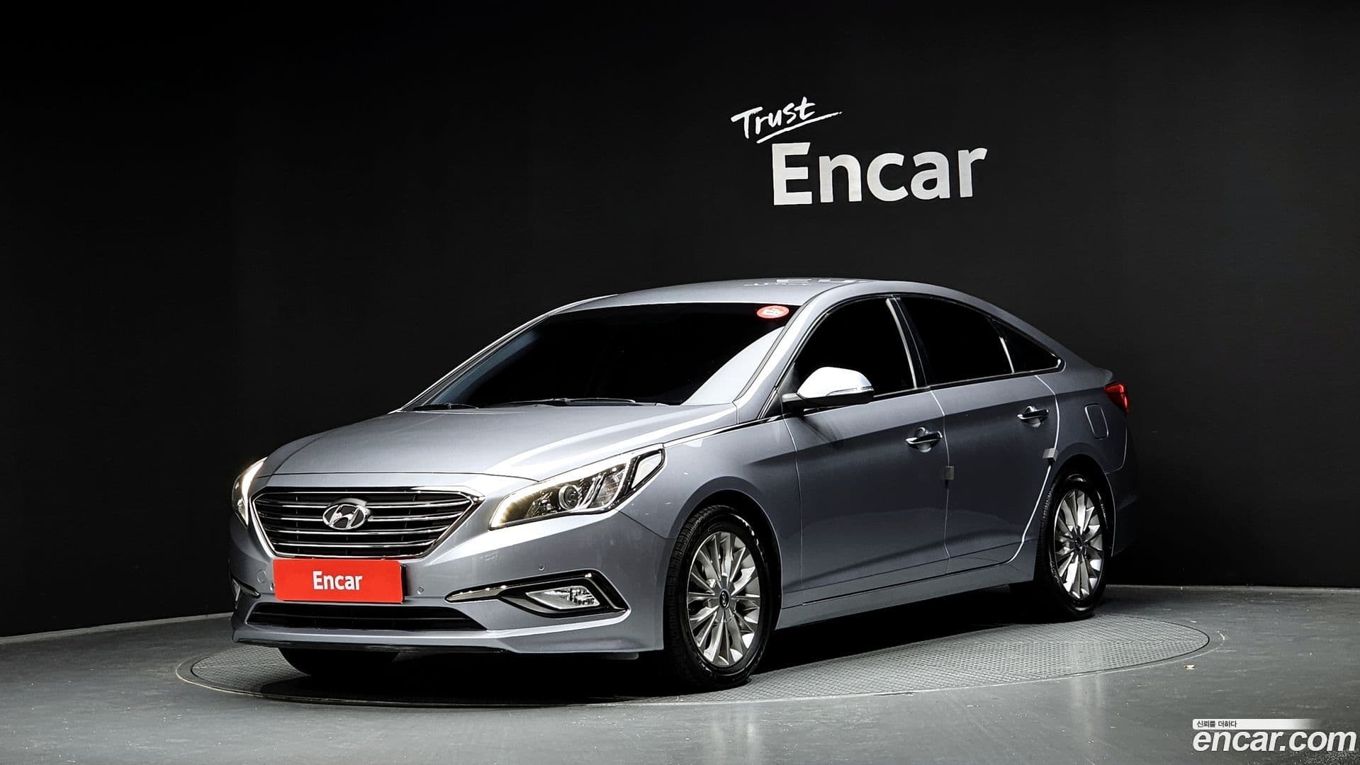 Main__Slider__Photo:Sonata Hyundai 2016.10-0