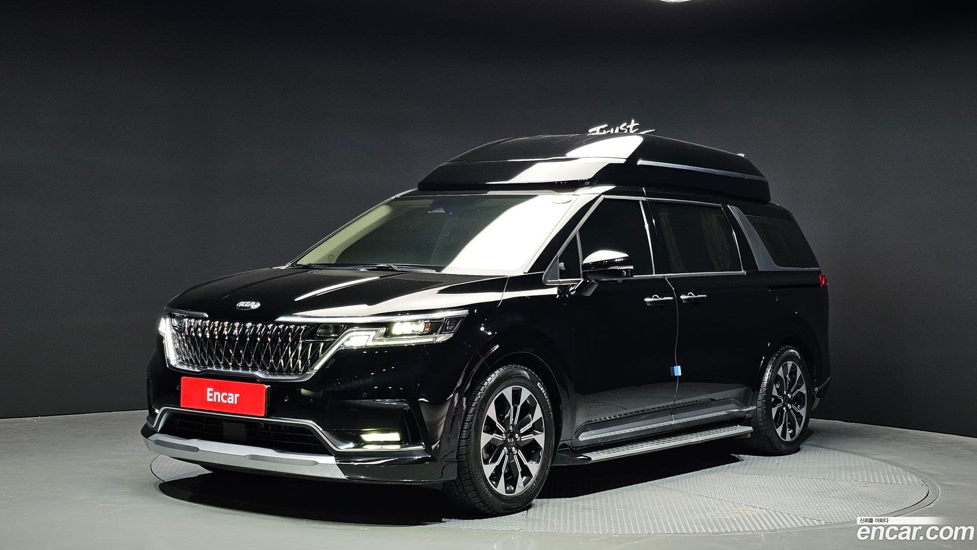 Main__Slider__Photo:Canival Kia 2021.0-0