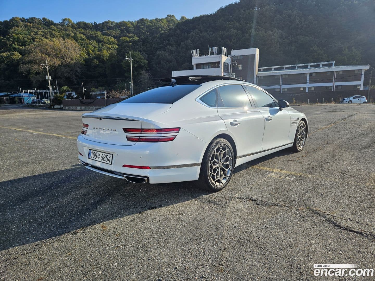 Main__Slider__Photo:G80 Genesis 2022.10-0