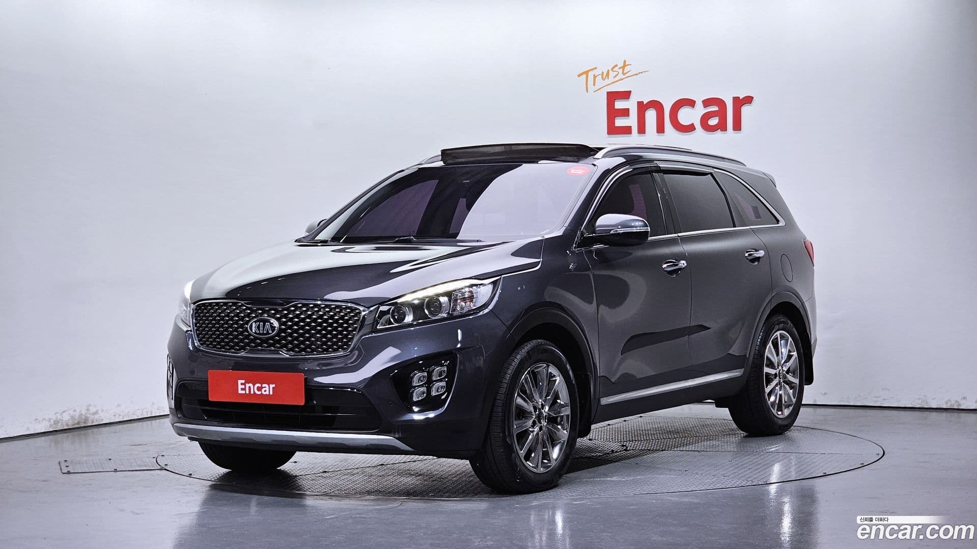 Main__Slider__Photo:Sorento Kia 2017.5-0