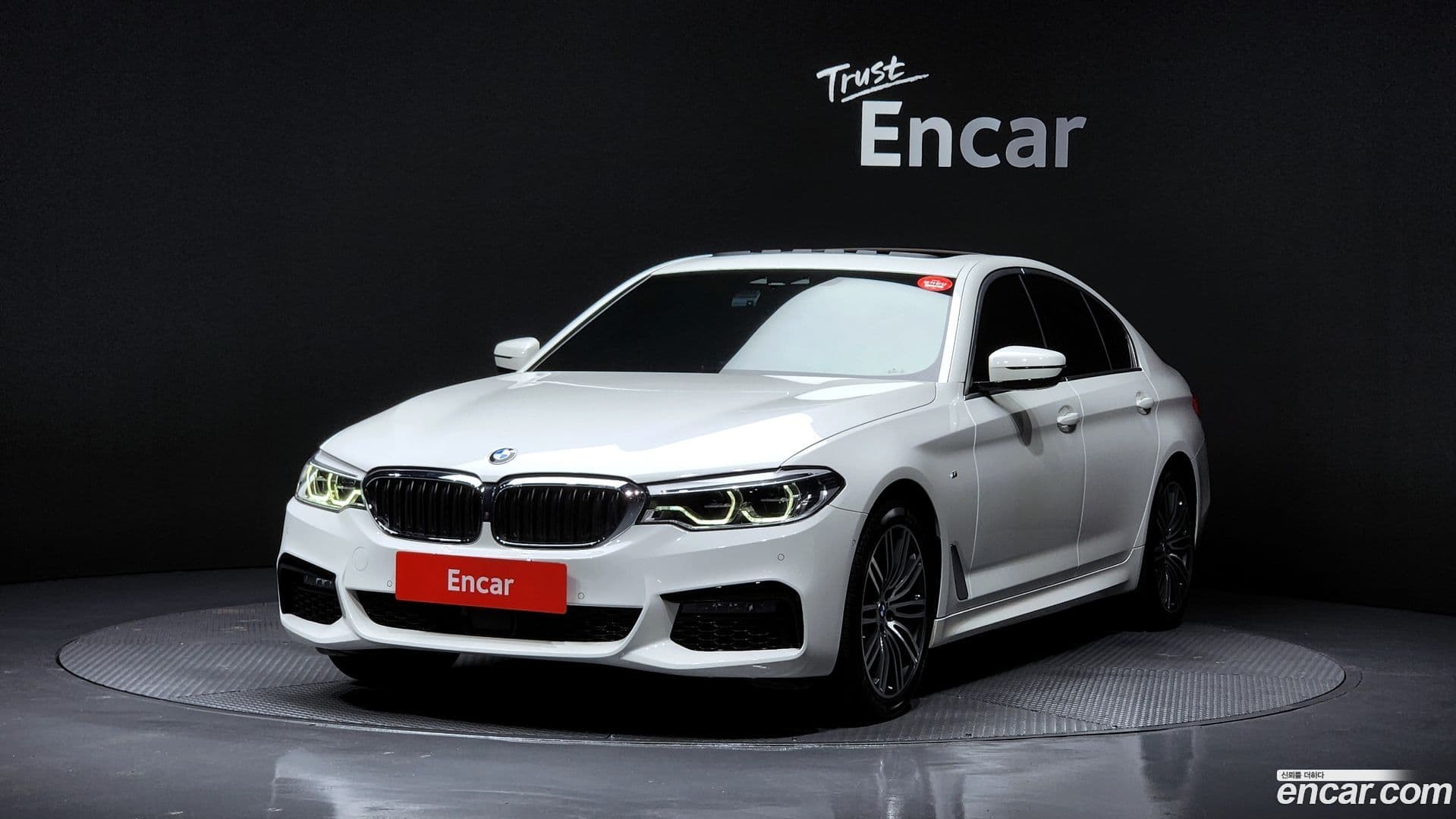 Main__Slider__Photo:5-Series BMW 2020.6-0
