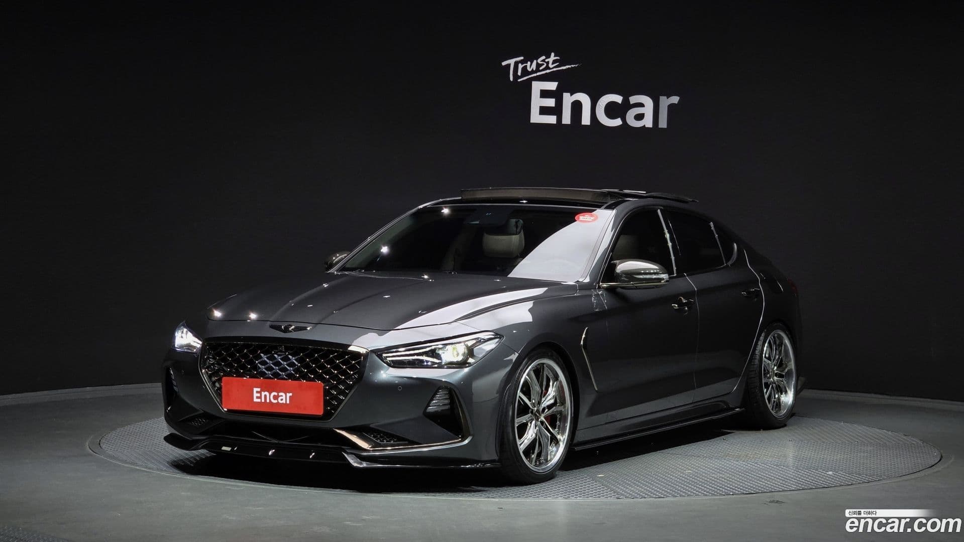 Main__Slider__Photo:G70 Genesis 2019.1-0