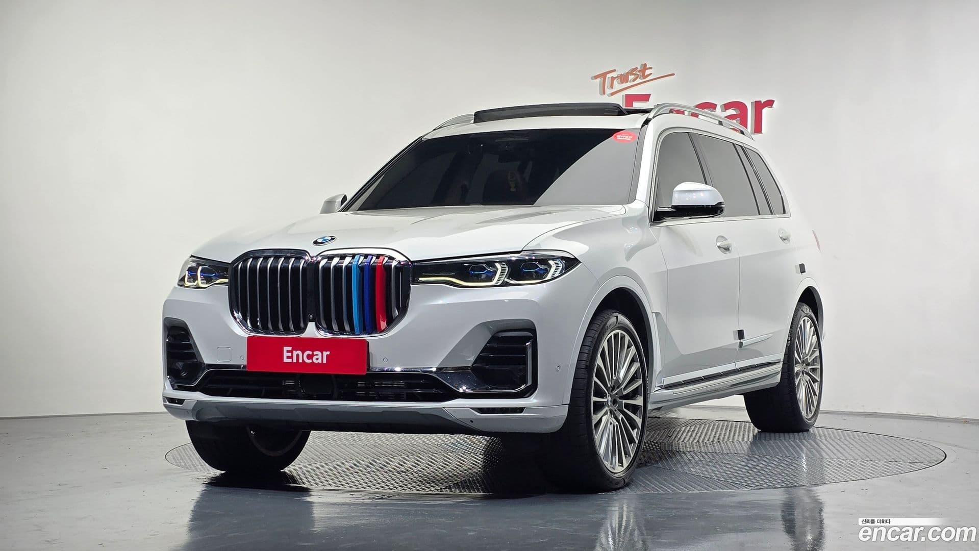 Main__Slider__Photo:X7 BMW 2020.9-0