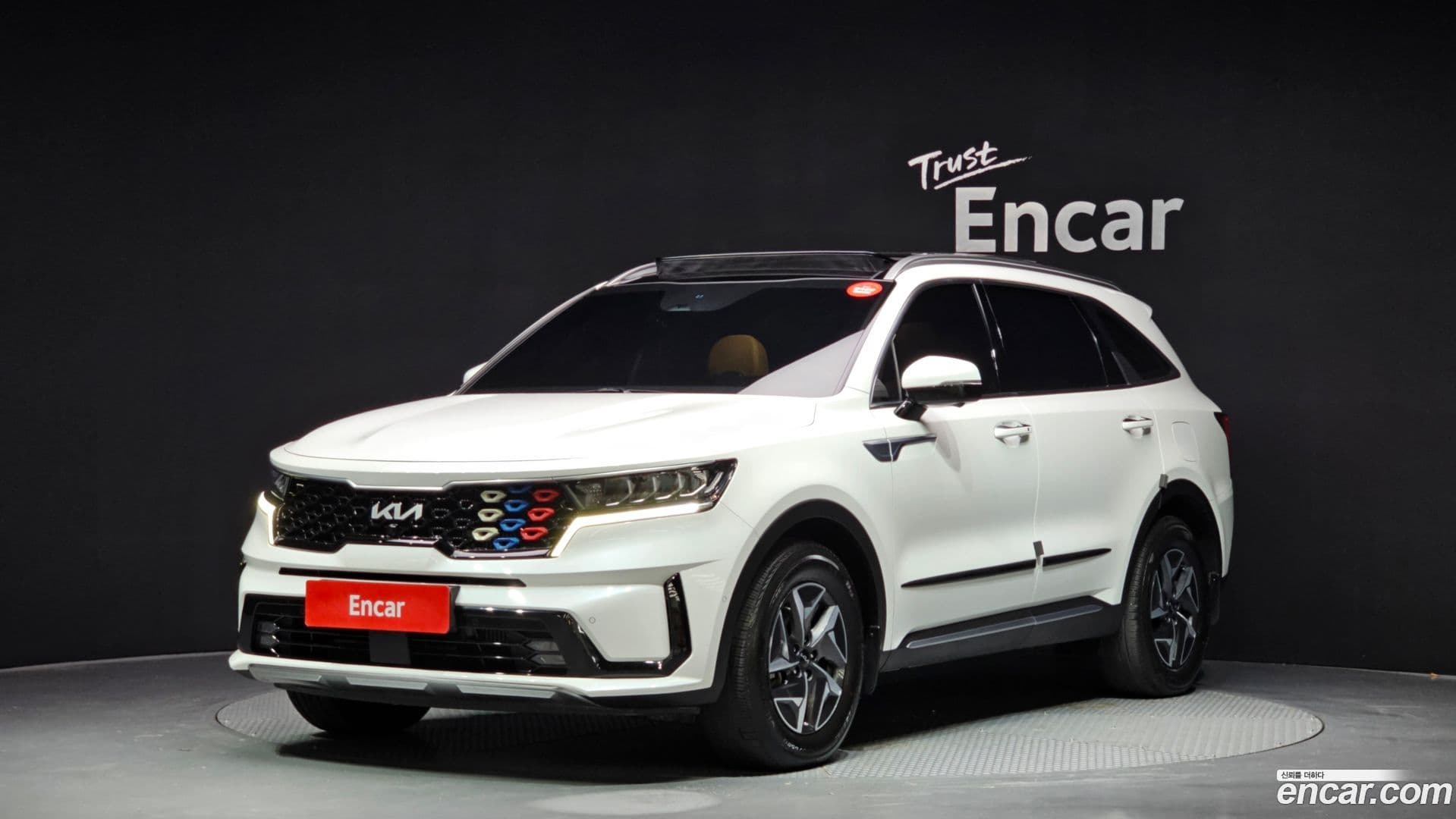 Main__Slider__Photo:Sorento Kia 2023.4-0