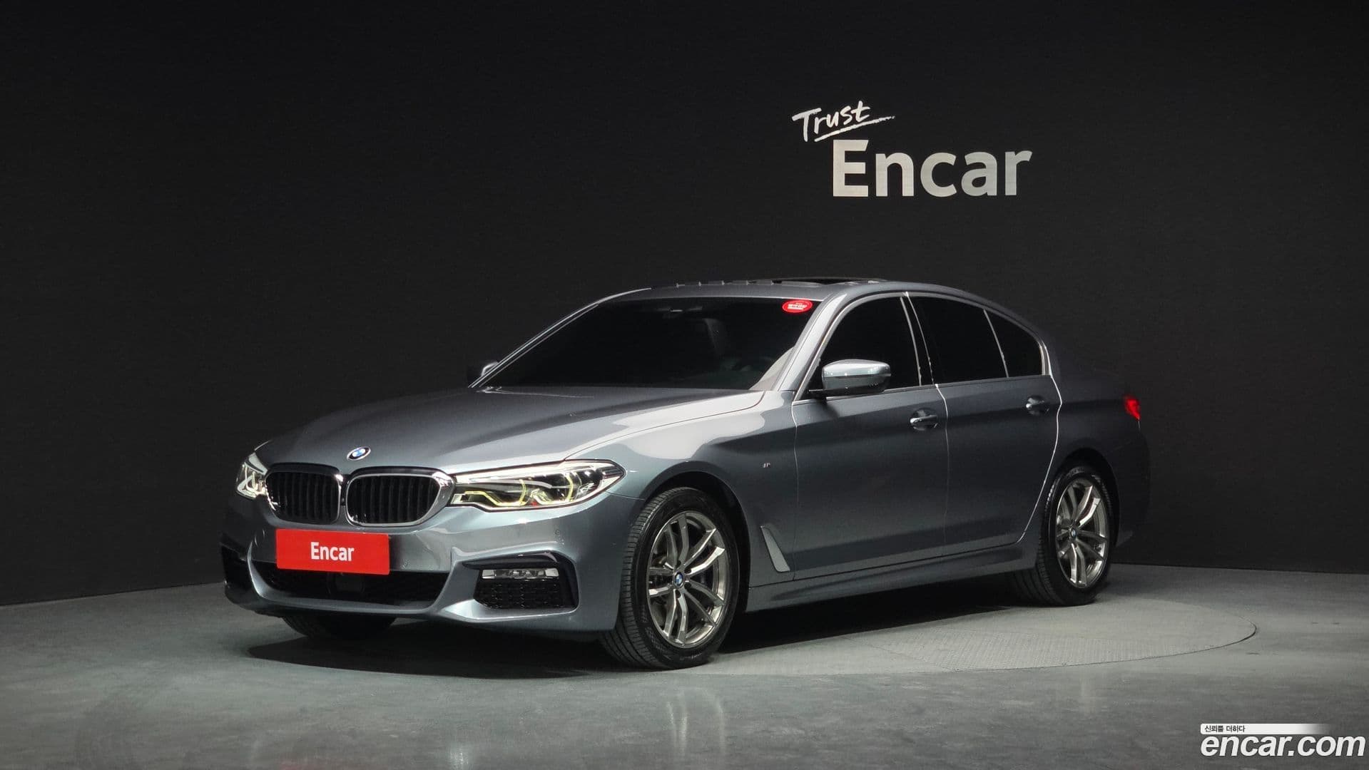 Main__Slider__Photo:5-Series BMW 2018.2-0