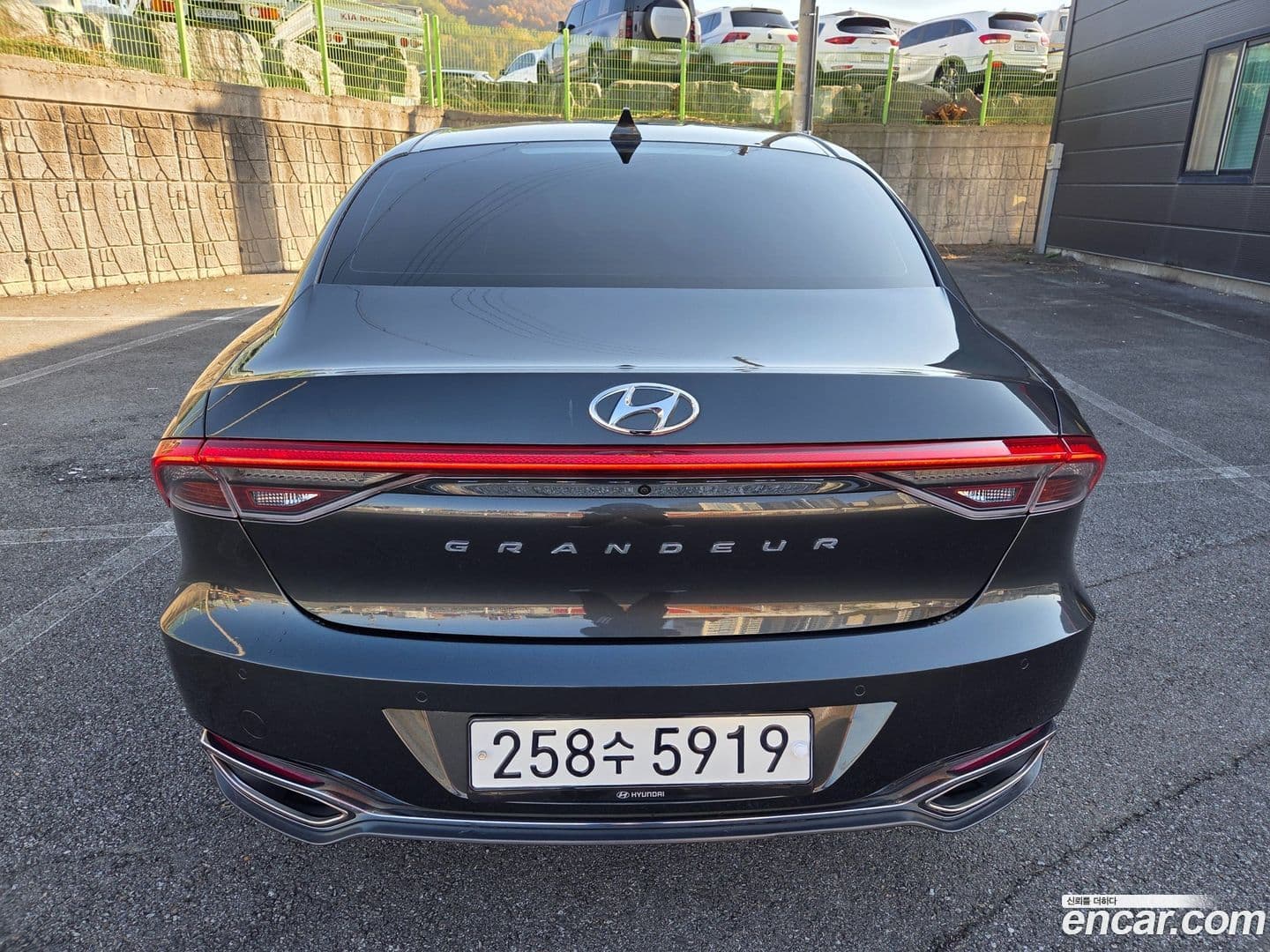 Main__Slider__Photo:Grandeur Hyundai 2020.9-0
