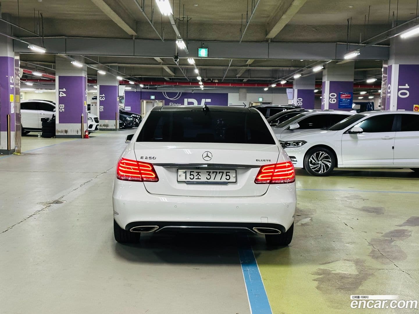 Main__Slider__Photo:E-Class Mercedes-Benz 2015.5-0