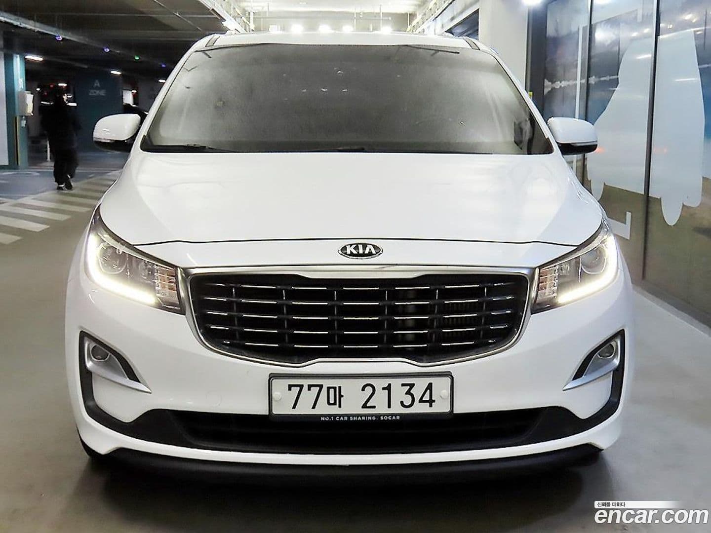 Main__Slider__Photo:Canival Kia 2018.7-0