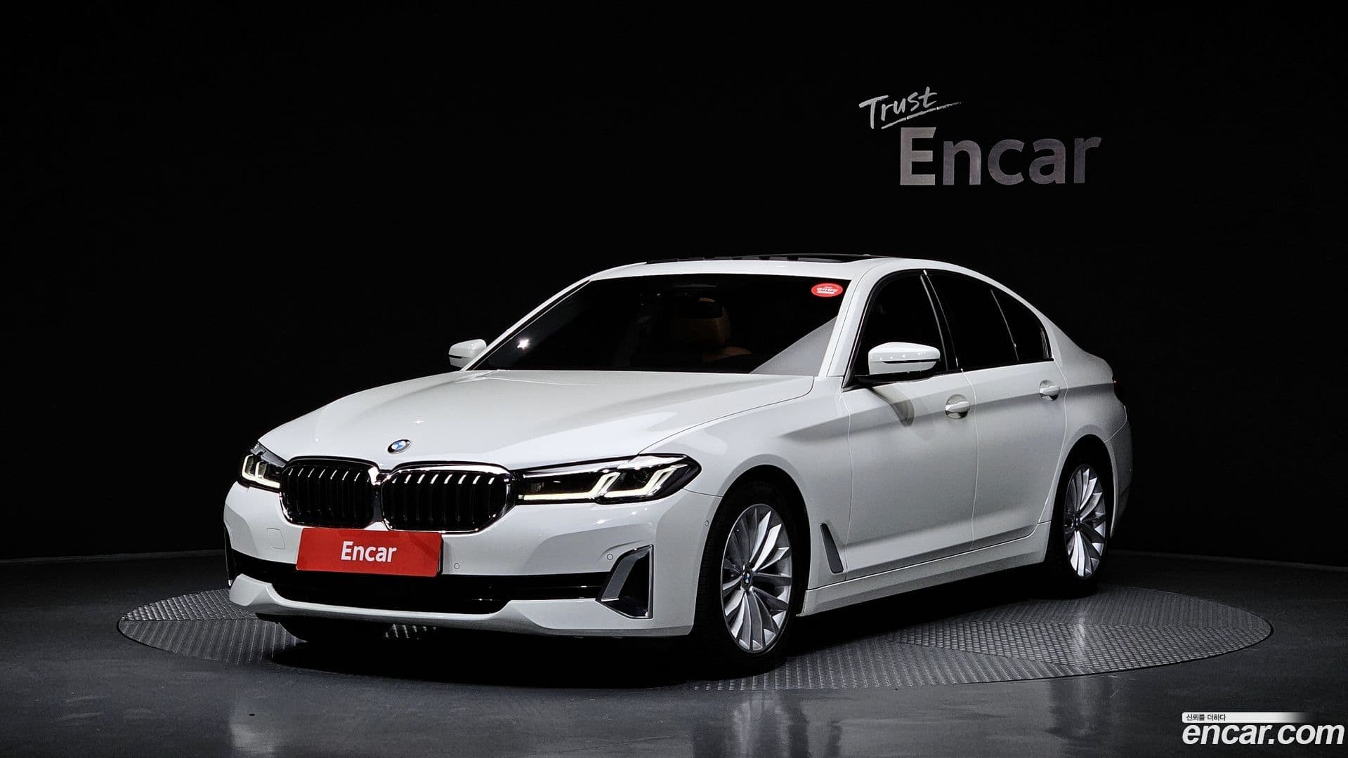Main__Slider__Photo:5-Series BMW 2021.4-0
