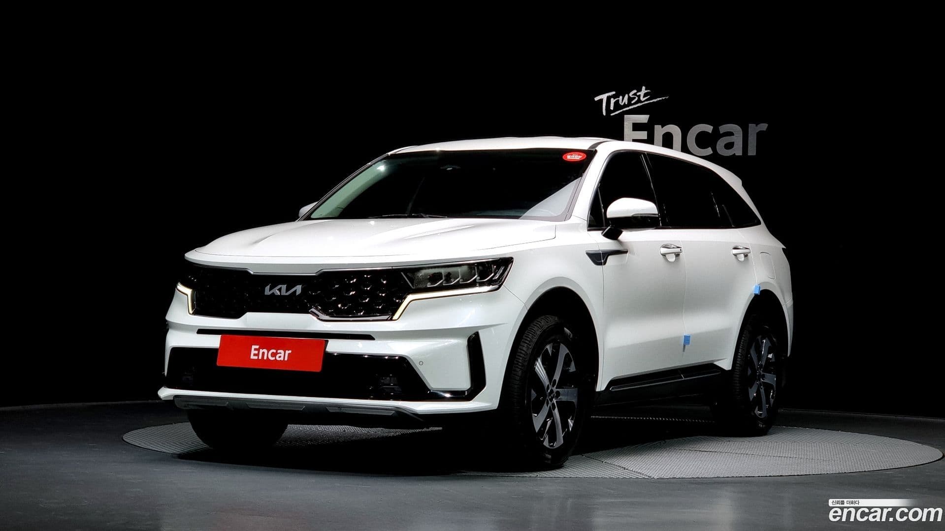 Main__Slider__Photo:Sorento Kia 2022.3-0